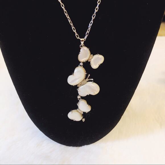 Silver Mother-of-Pearl Multi-Butterfly Pendant Necklace - Picture 3 of 9